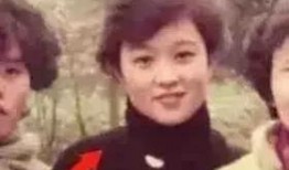 娱乐圈中年吃瓜少女是谁