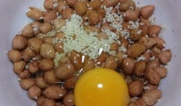 多彩脆皮花生做法爆料视频,一招制胜！多彩脆皮花生制作大揭秘