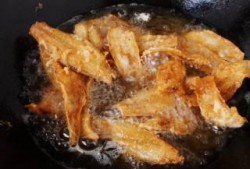 小目鱼最新爆料视频,揭秘娱乐圈惊人内幕！