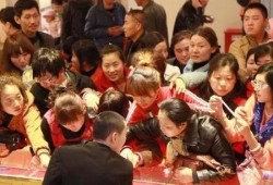 青岛大妈爆料新闻报道最新,揭秘青岛最新民生热点事件