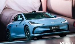 智己L6最新爆料,豪华智能电动SUV，颠覆期待！