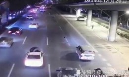 广州爆料天河撞车视频,视频记录惊险一幕