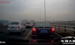 长沙男子弃车跳桥爆料视频,惊心动魄的生死瞬间